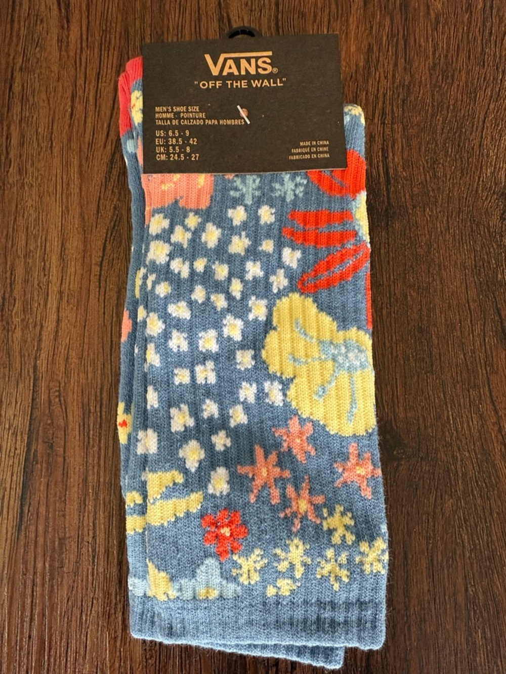 Vans Men’s Blue Floral & Abstract Crew Socks with Yellow and Coral Accents